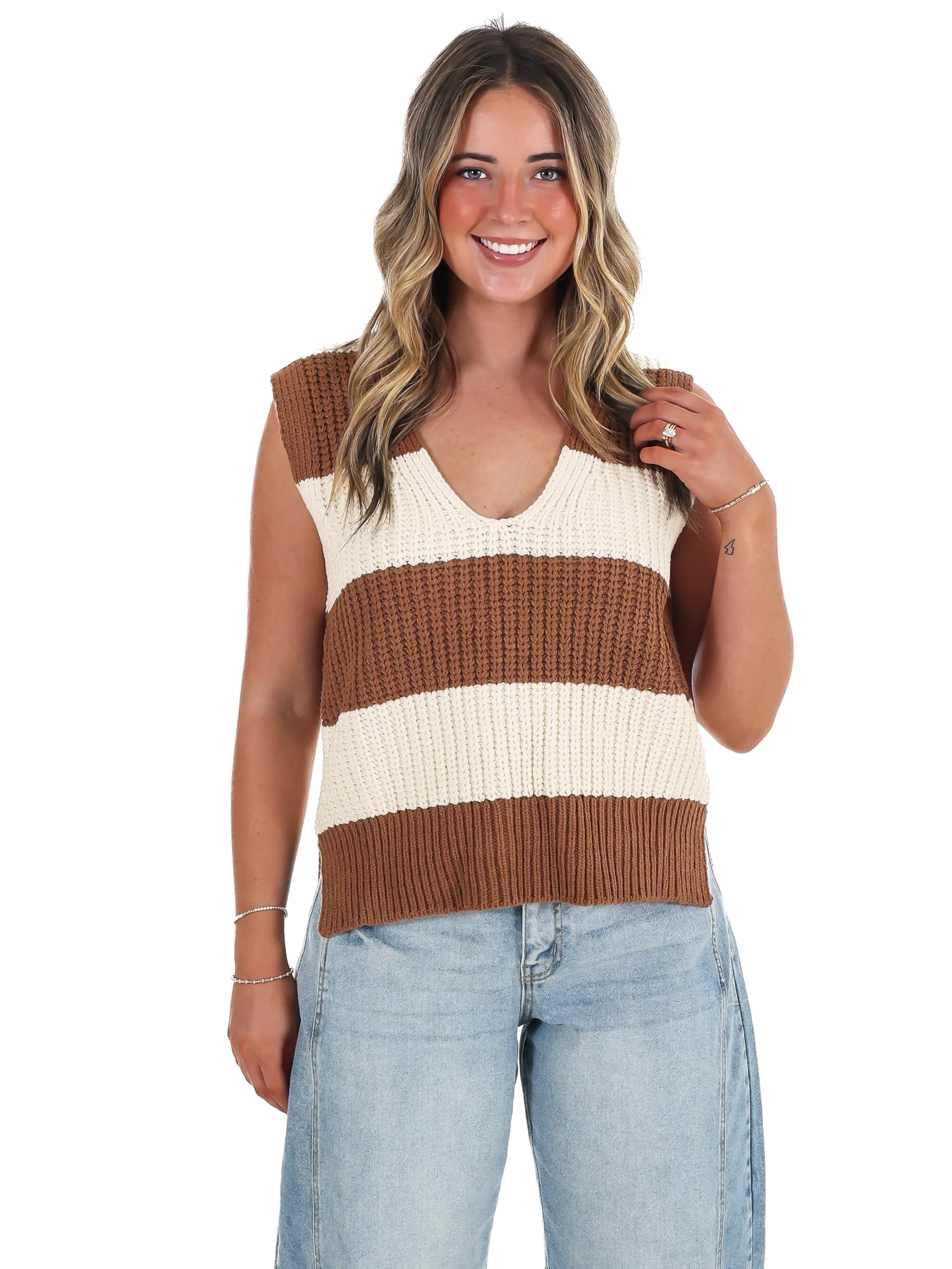 Bold Lines Stripe Sweater Vest - Image 5