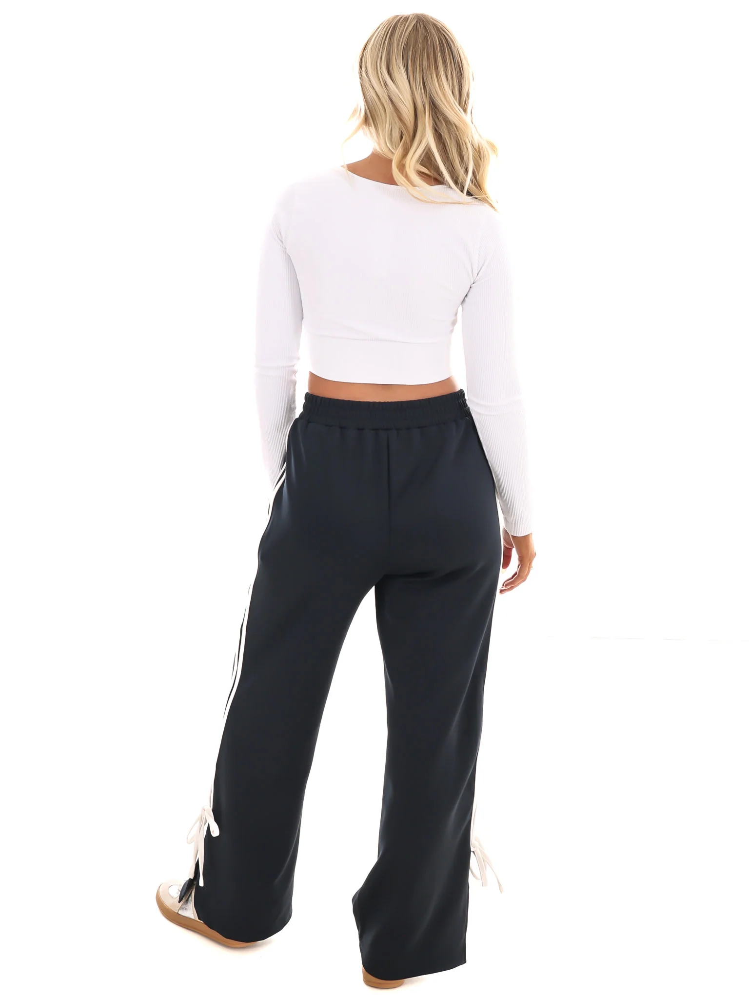 Classic Ribbed Long Sleeve Crop Top - Image 6