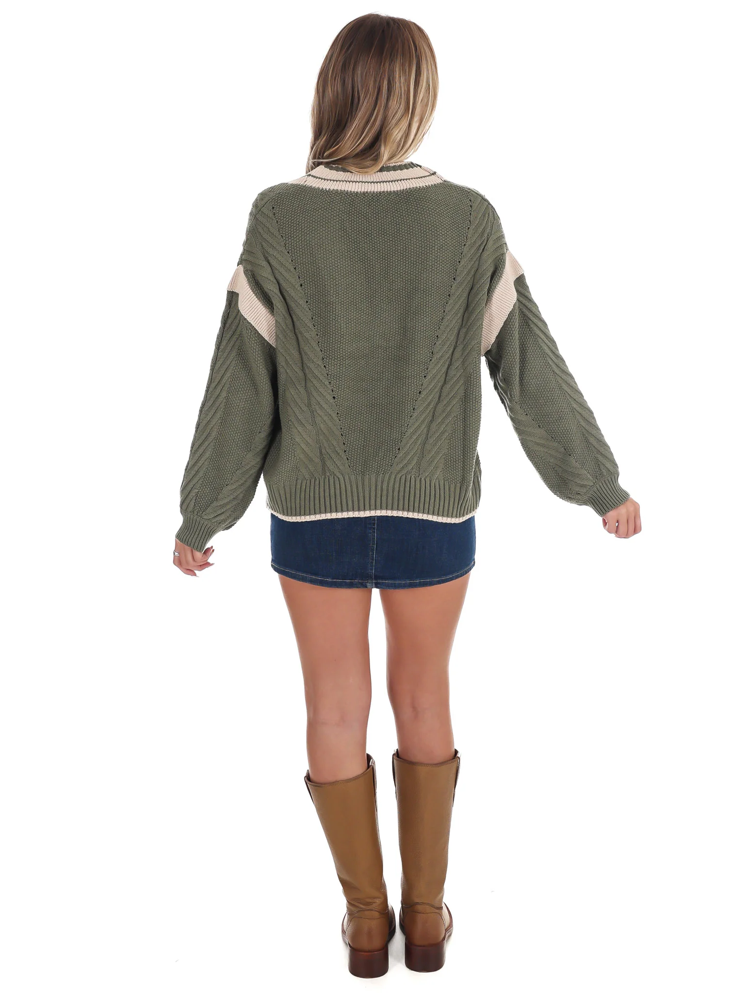 Crisp Air V-Neck Cable Contrast Sweater - Image 14