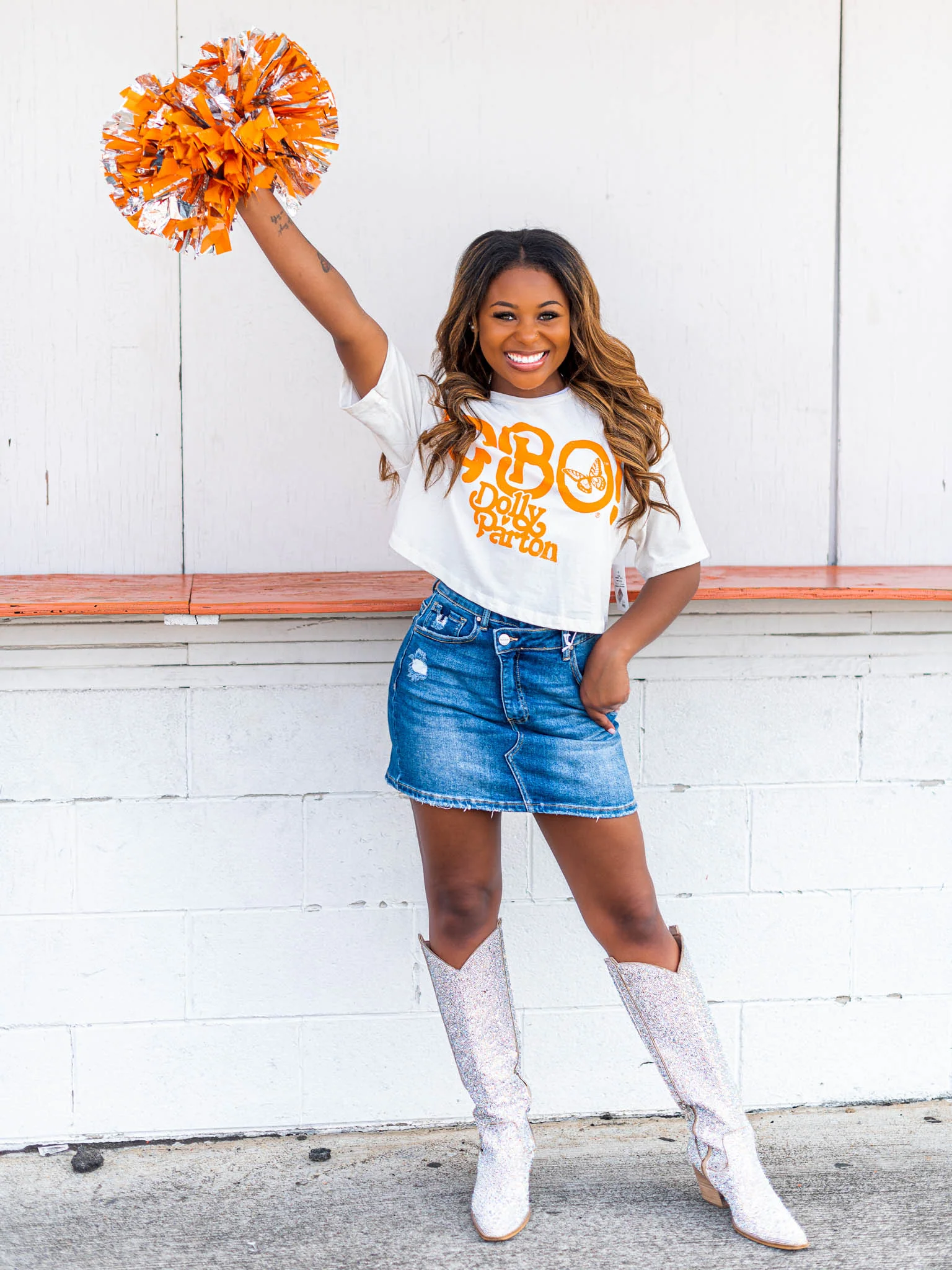 Dolly Parton GBO Butterfly Cropped Tee - Image 4