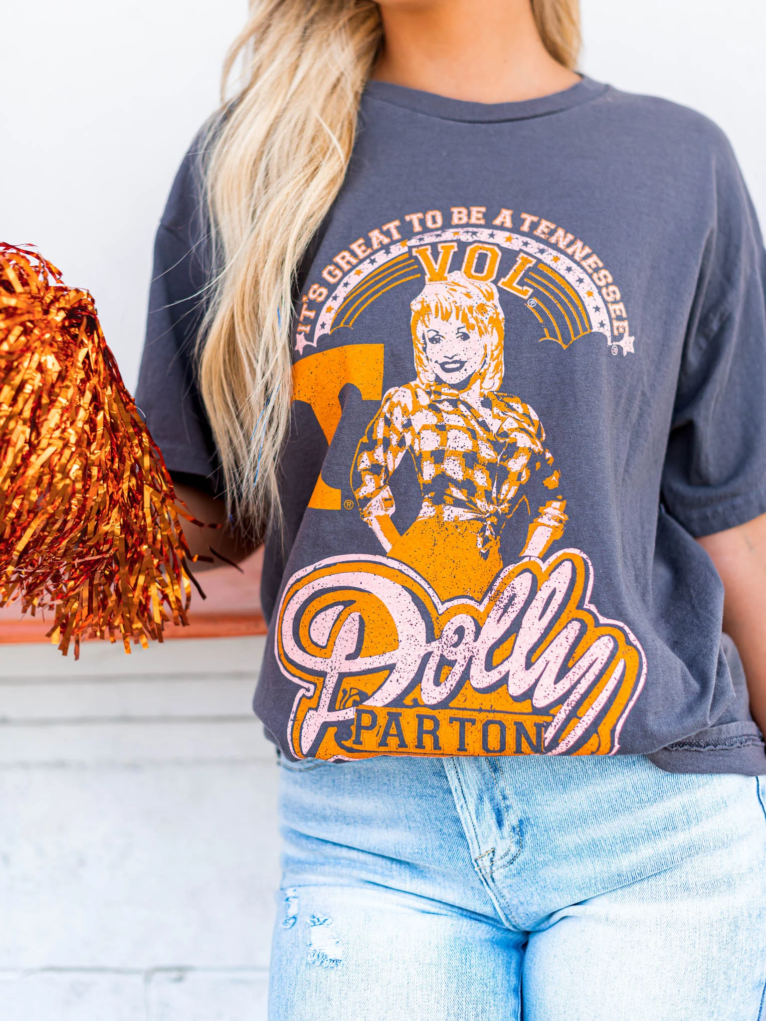 Dolly Parton It's Great to Be A Tennessee Vol Thrifted Tee - Image 8