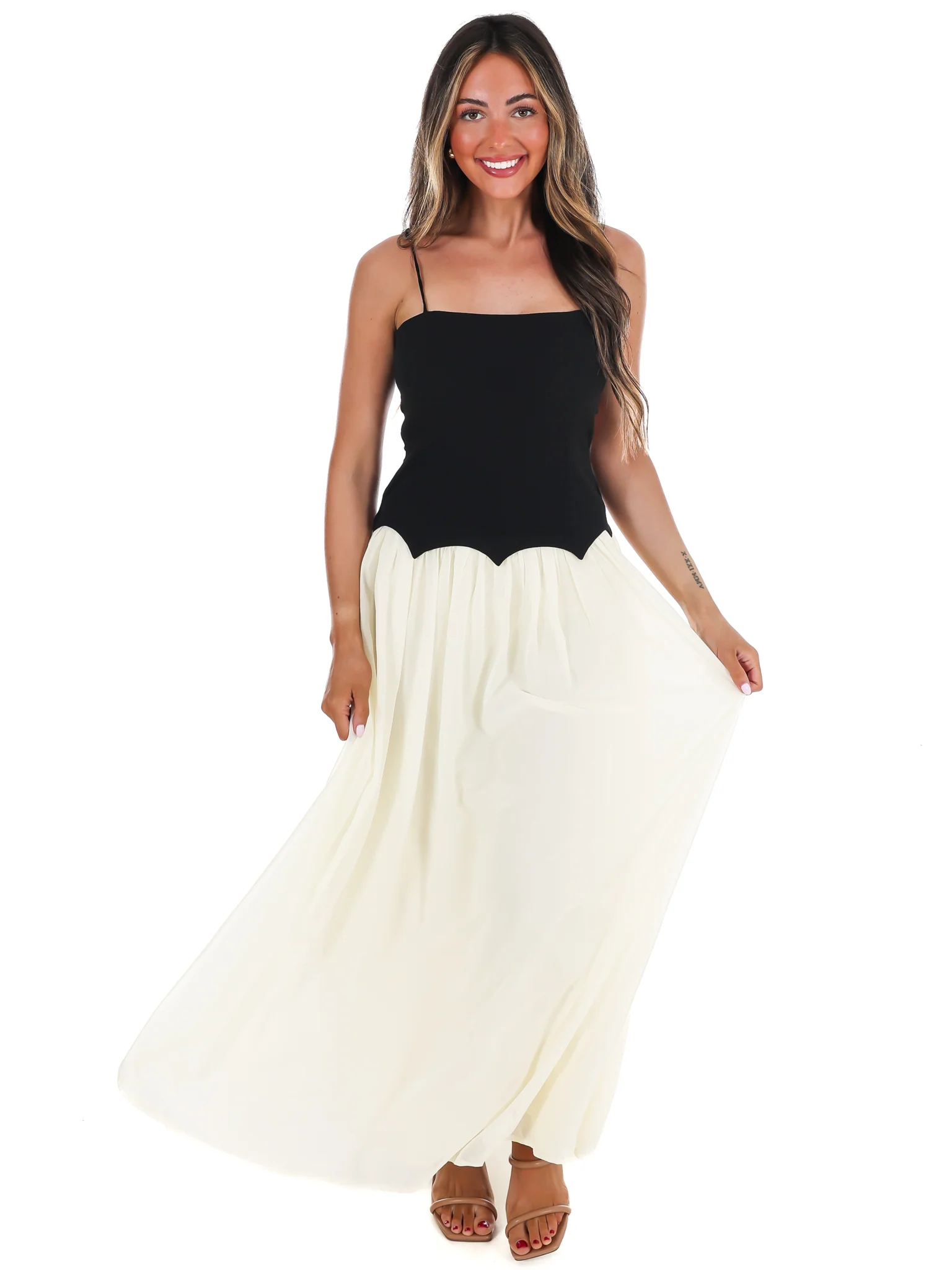 Downtown Darling Two Tone Maxi Dress - Image 7