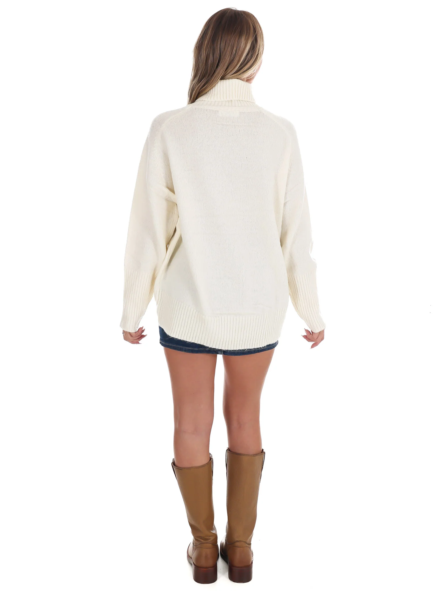 Highland Oversized Turtleneck Sweater - Image 29