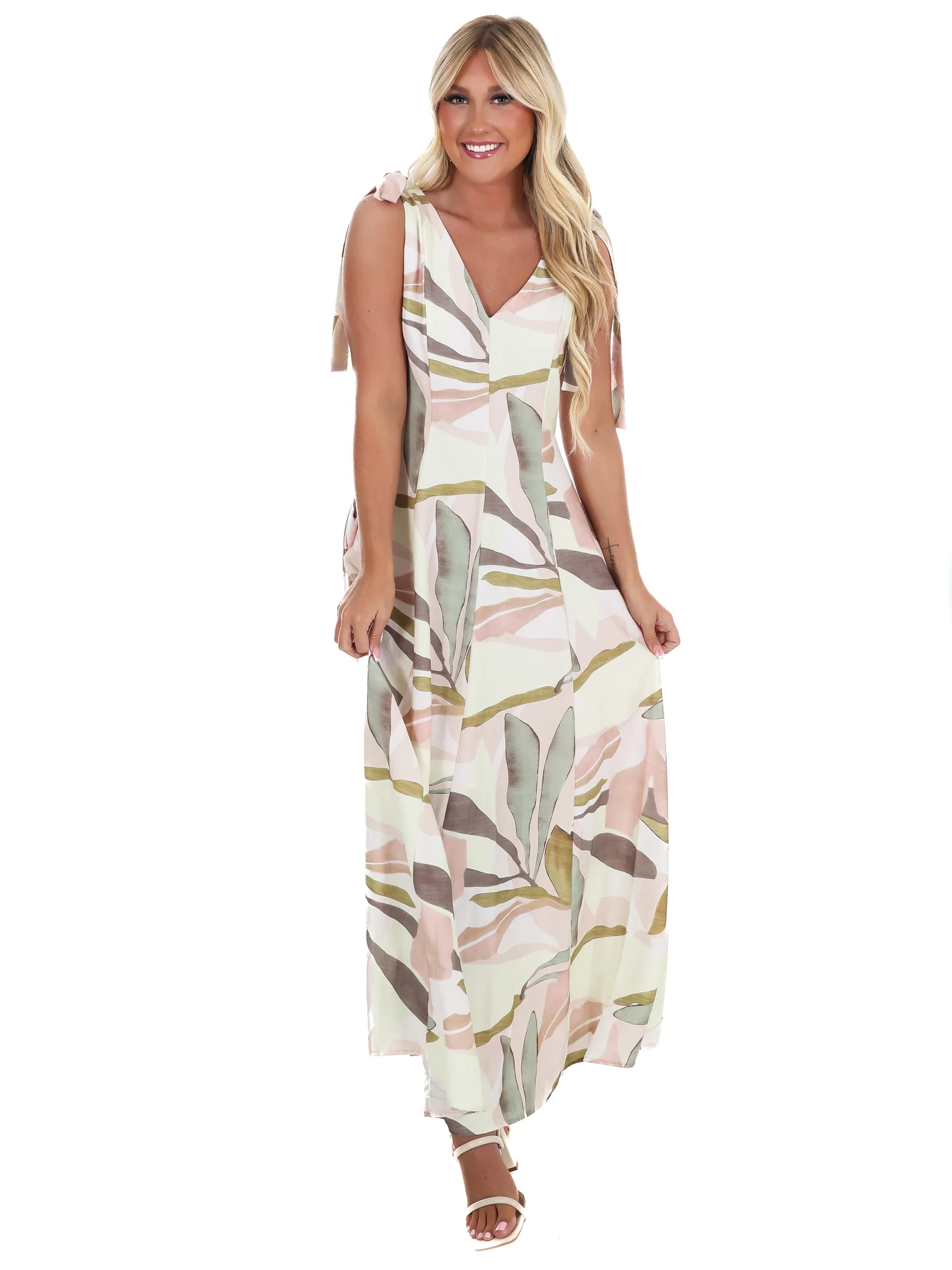 Island Hour Tropical Maxi Dress - Image 5