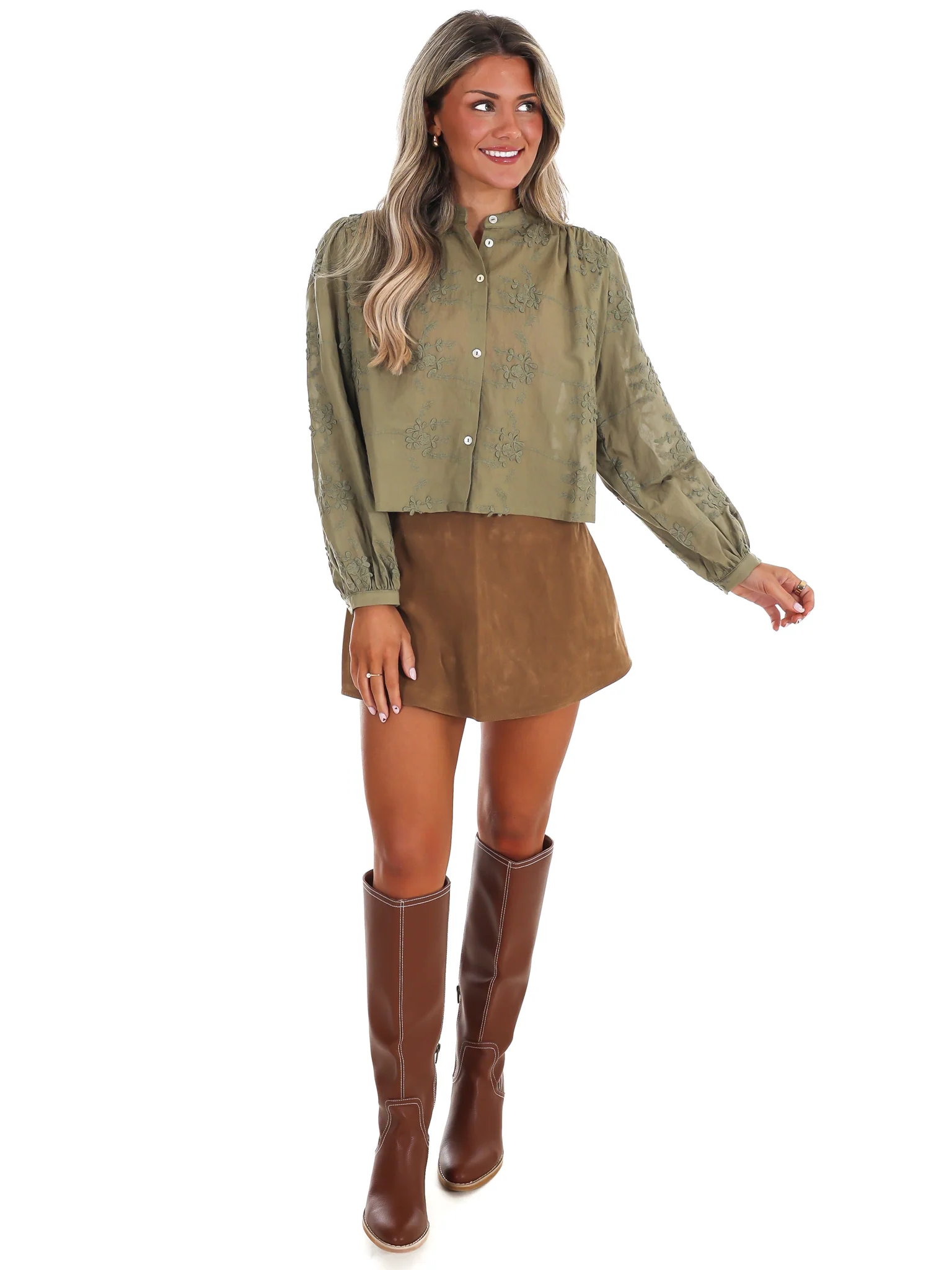 Meadow Bloom Floral Button Top - Image 13