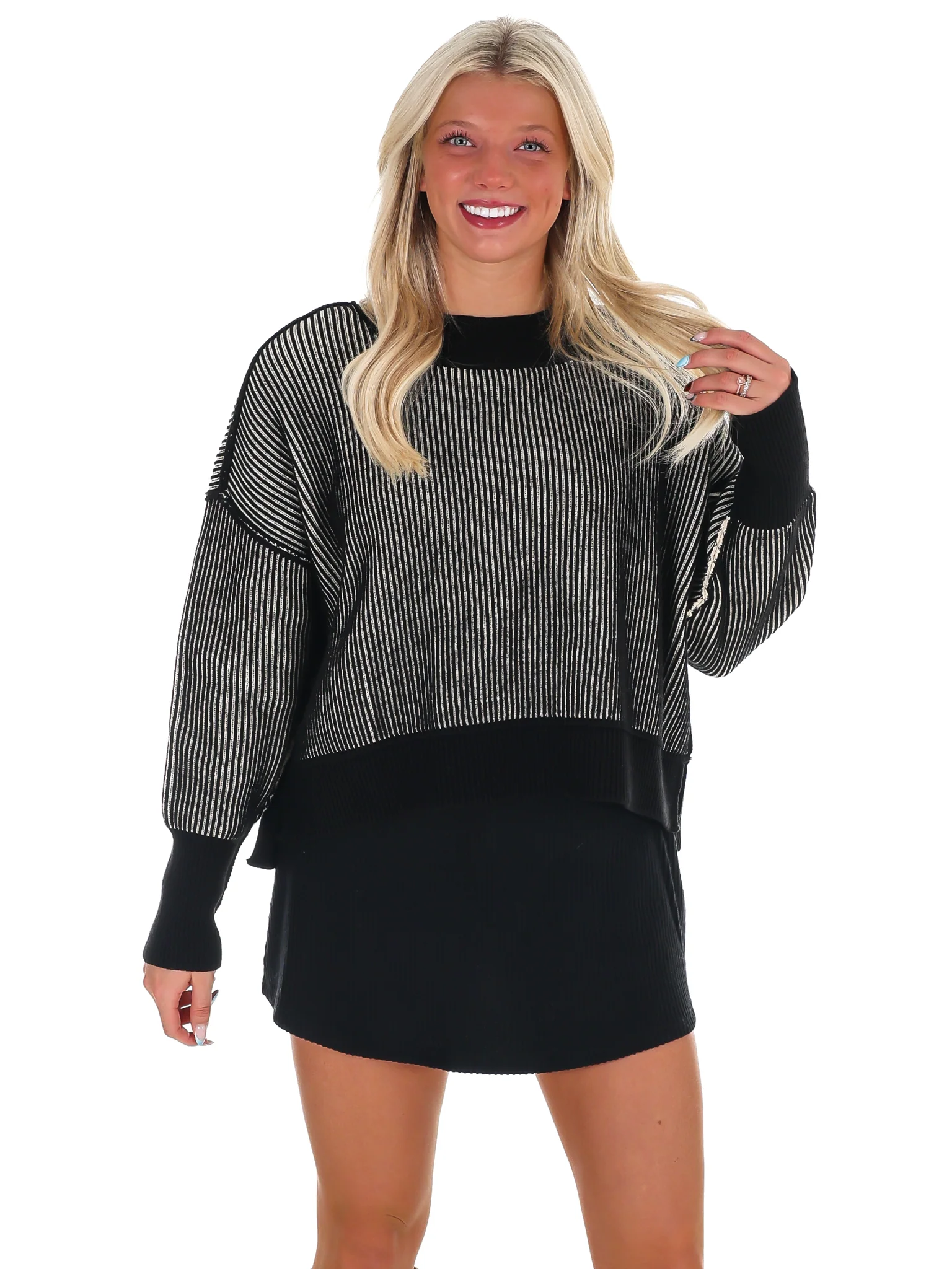 Oversized Two Tone Waist-Length Sweater Doorbuster - Image 33