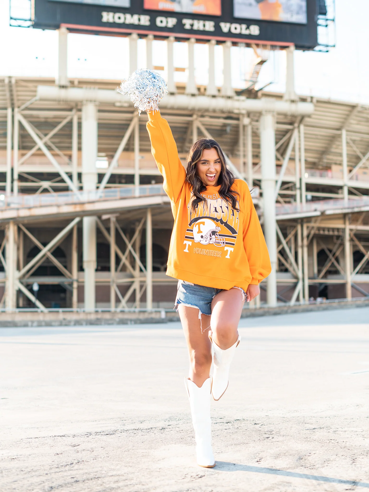 Retro Tennessee Helmet Oversized Sweatshirt - Image 4