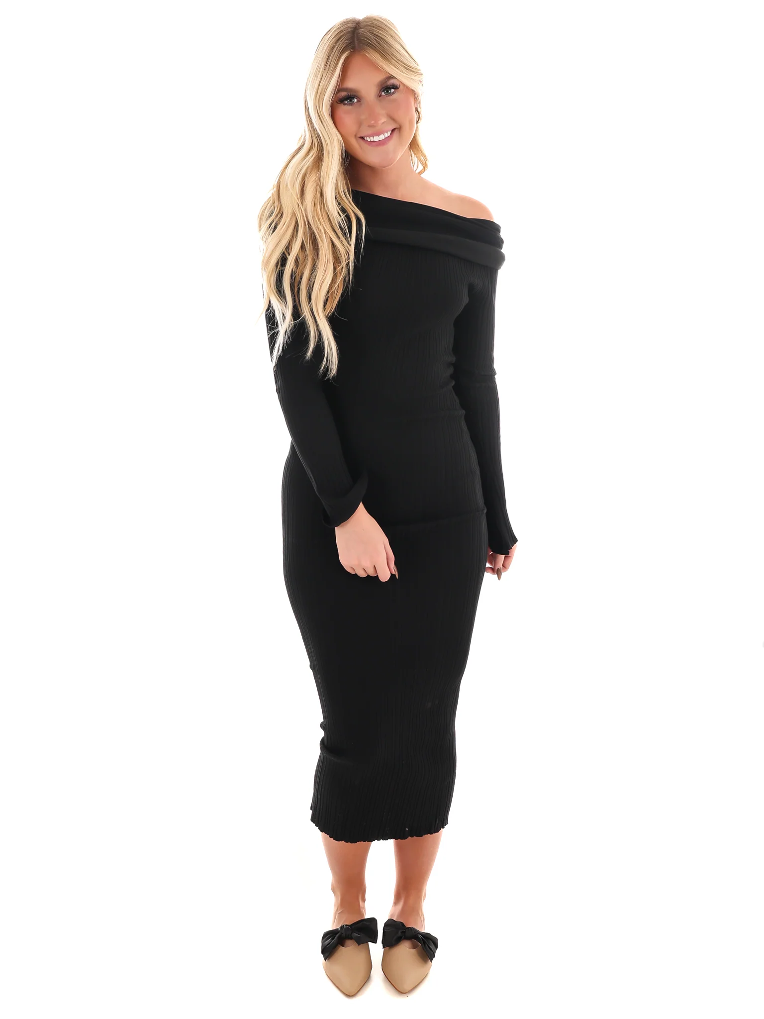 Serene Off Shoulder Sweater Maxi Dress - Image 3