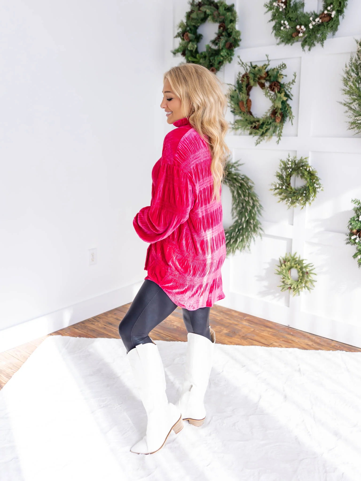 Something in the Way Velvet Top - Image 3