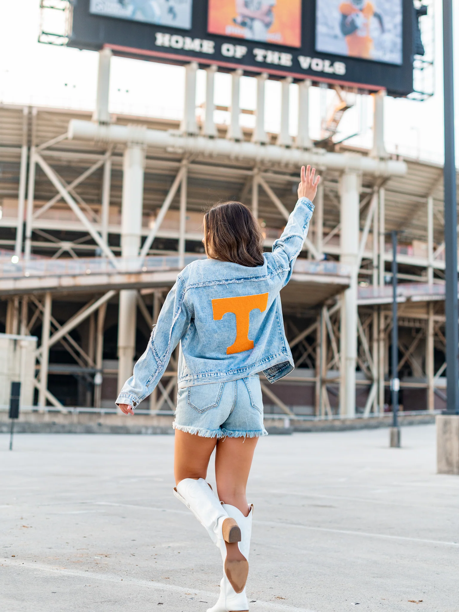 Tennessee Volunteers Tailgate Queen Light Wash Denim Jacket - Image 6