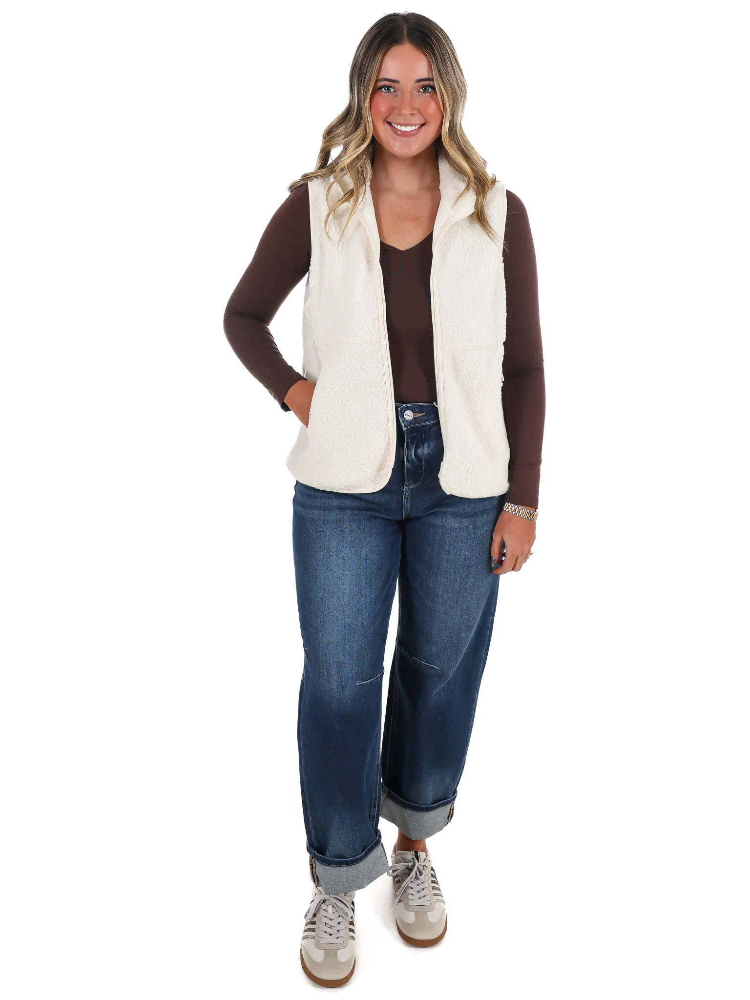The Aspen Mock Neck Fleece Vest - Image 7