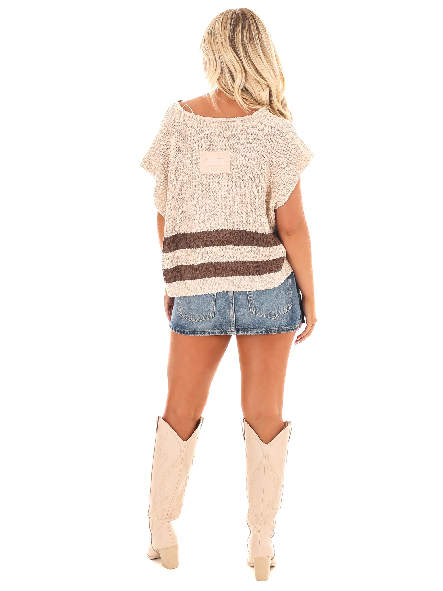 Trendy Stripe Sleeveless Sweater - Image 14
