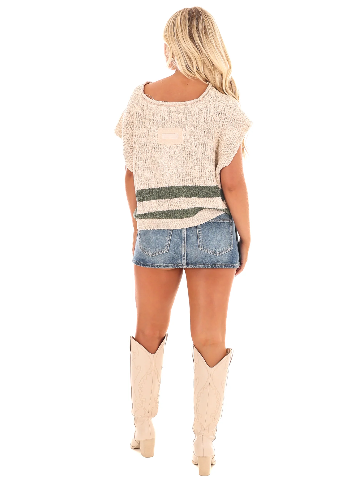 Trendy Stripe Sleeveless Sweater - Image 22