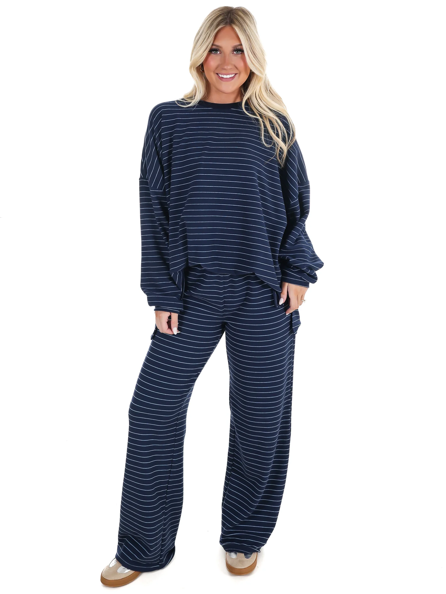 Warm Wishes Fleece Oversized Top - Image 12